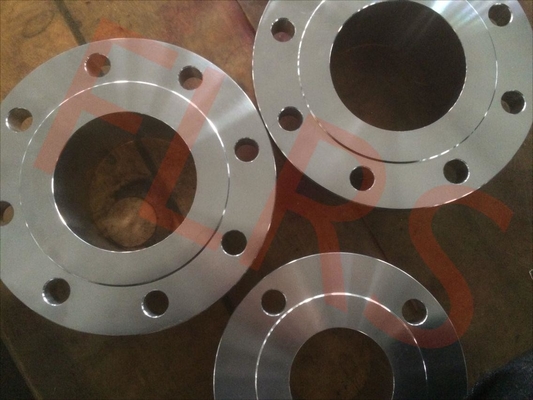ซื้อ ASME B16.5 สลิปสแตนเลสปลอมแปลงบนหน้าแปลนยกใบหน้าเรียบ online manufacture