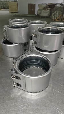 ซื้อ สแตนเลส 201 วัสดุแนบ EPDM / NBR Seal Ring Grip-type Pipe Clamp สําหรับอุตสาหกรรมก๊าซ online manufacture